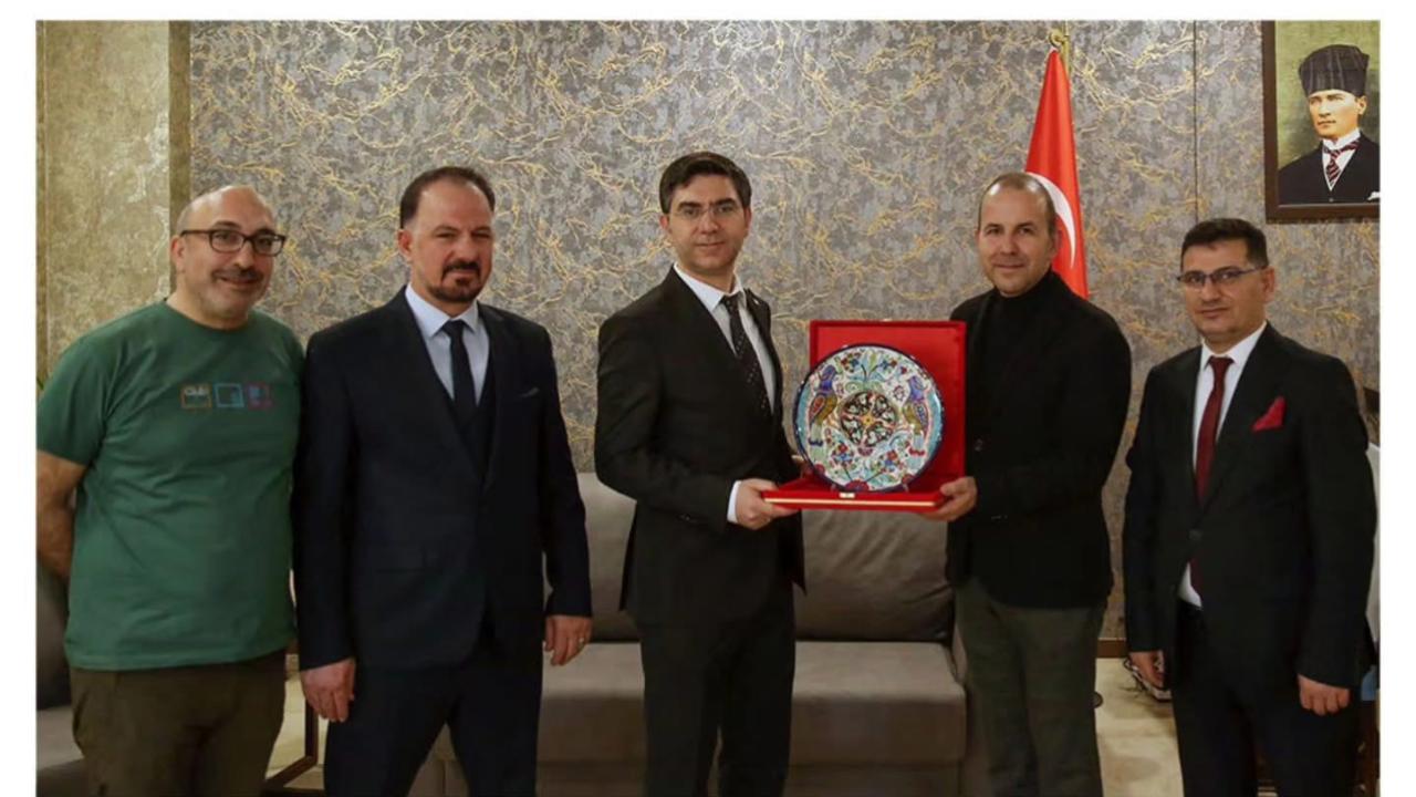 Başhekim Fakirullahoğlu’na Anlamlı Ziyaret: “İletişim, Sağlık Hizmetinin Ayrılmaz Parçası“