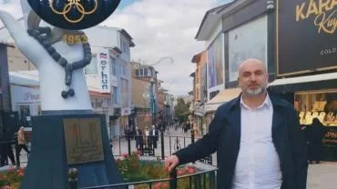 Başkan Tazegül Gündeme Taşıdı: Altında Merdiven Altı Tehlikesi