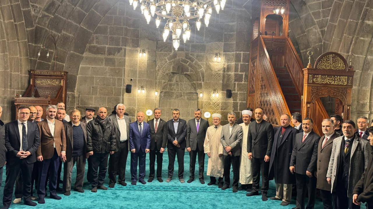 Erzurum’da Bayram Diplomasisi: Bakan Tekin ve Bakan Çiftçi’den Yoğun Program