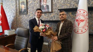 Erzurum Şehir Hastanesi’nde Bayrak Değişimi: Yeni Başhekim Fakirullahoğlu