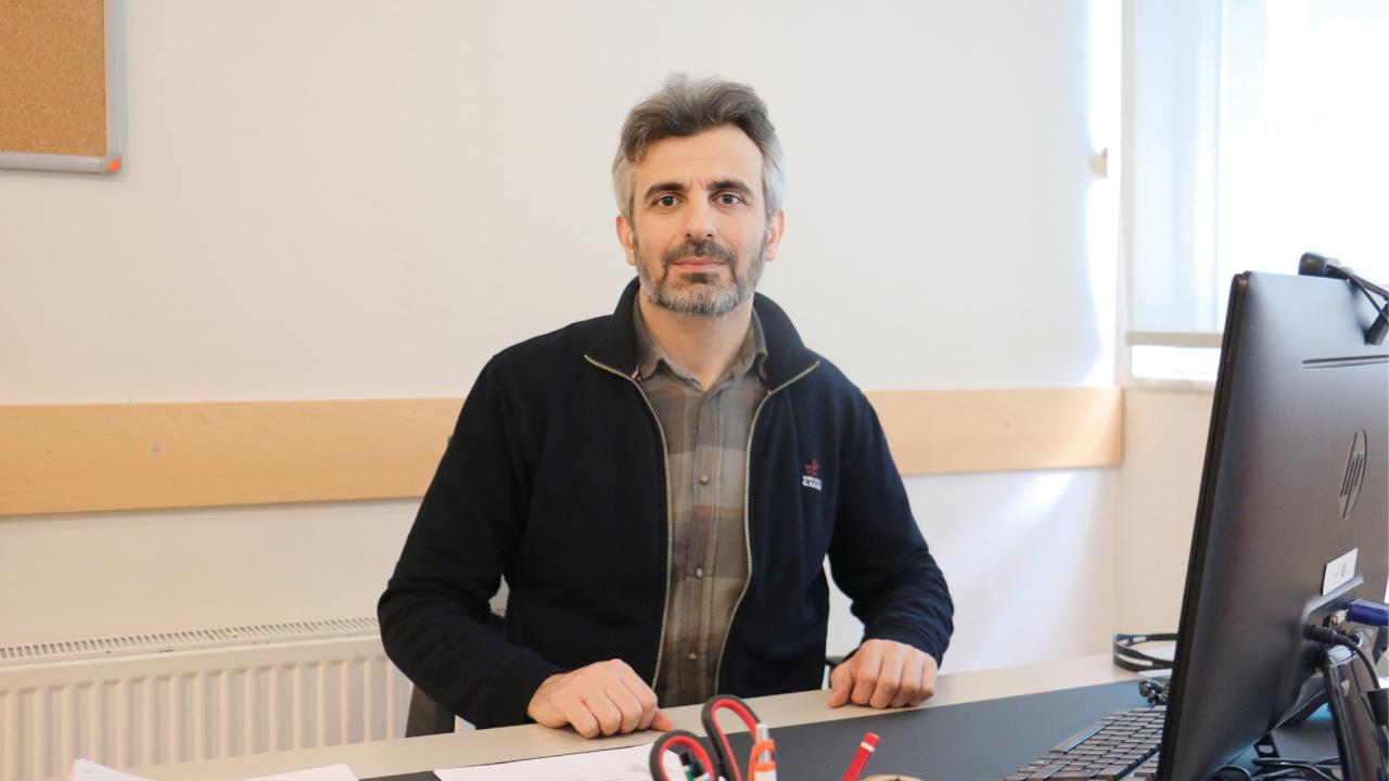 Kelime hazinesi zayıfladıkça düşünce de sığlaşıyor!